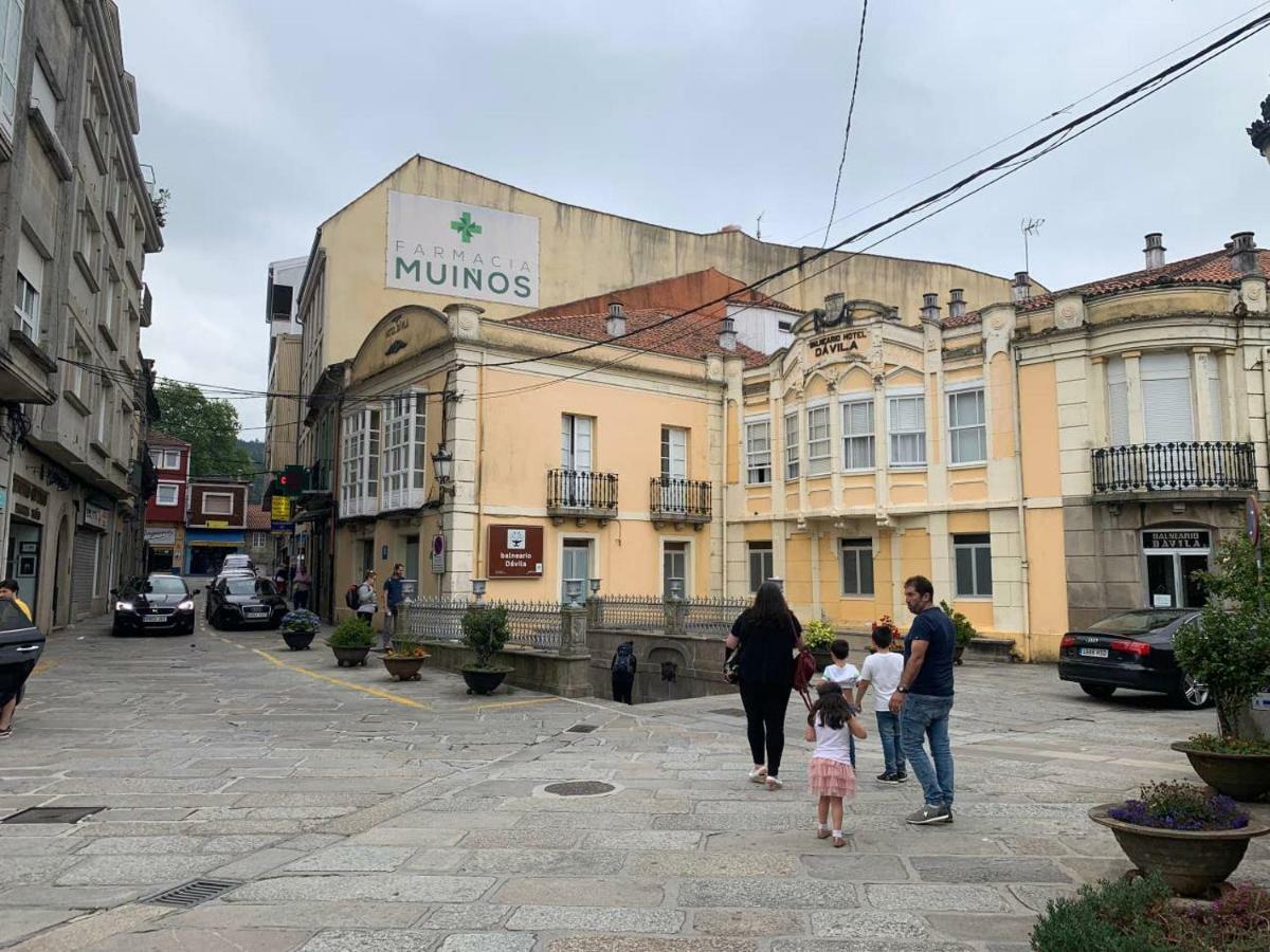 Apartamentos Oliva Caldas De Reis Exterior photo